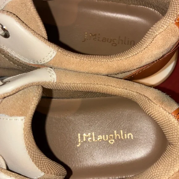 J McLaughlin Stylish Beige and Cream Women’s Sneakers Sz 8 Gently used - Picture 8 of 12